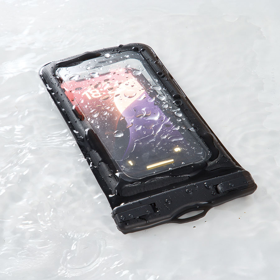 水に浮くモバイルウォータープルーフポーチ